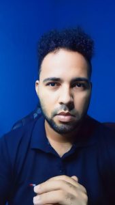 Foto de com Cleber Santos, Diretor e Ceo da Kel Artes Agência Digital 